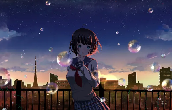 Picture the city, bubbles, girl