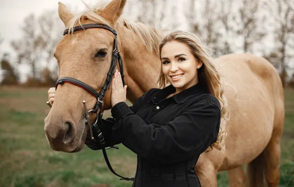 Picture look, girl, nature, pose, smile, horse, horse, jacket