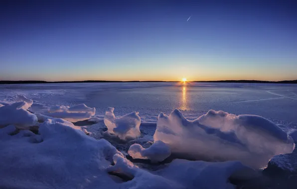 Winter, sunset, lake, ice, Finland, Finland, Lake Karijärv The