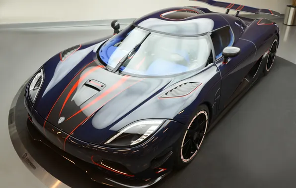 Reflection, lights, Koenigsegg, carbon