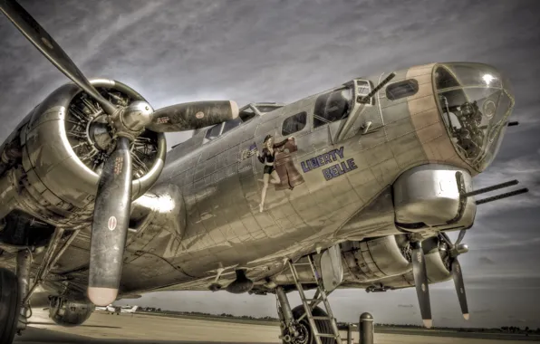Weapons, the plane, B17