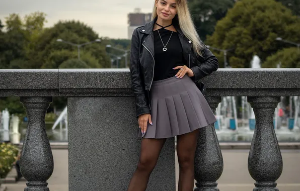 Pose, street, balustrade, Nastya, Zurab Babayev