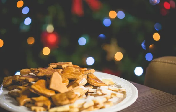 Picture cookies, bokeh, powdered sugar