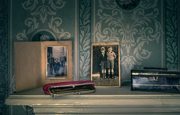 Picture wall, vintage, old photos, Bygone times
