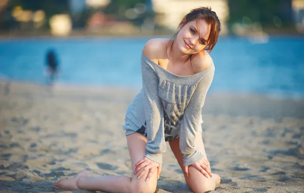 Picture sand, sea, beach, look, girl, smile, the evening, brown hair
