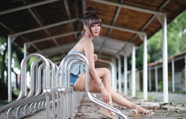 Picture shorts, legs, Asian