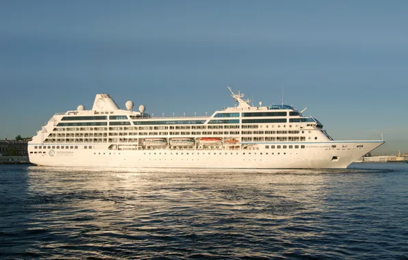 Liner, ship, cruise