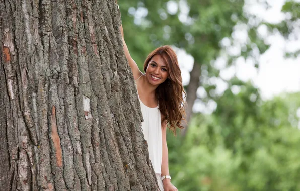 Picture girl, smile, tree