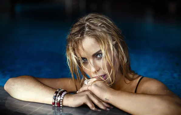 Picture wet, look, blonde