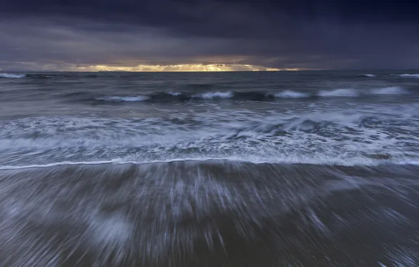 Sea, wave, clouds, horizon, sunlight