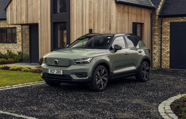 REVIEW | Driving Volvo's new XC40 T3 will make you feel like a VIP | Life