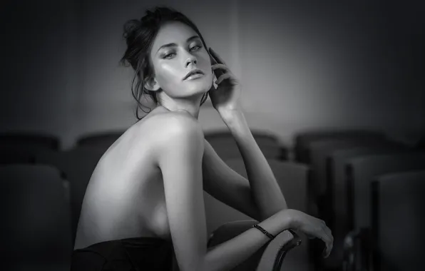 Portrait, b/W, sponge, shoulder, Joachim Bergauer, Matea Petrovic