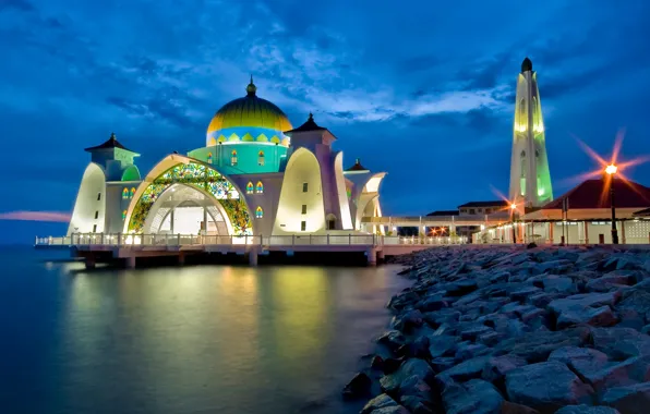 Picture Beach, The evening, mosque