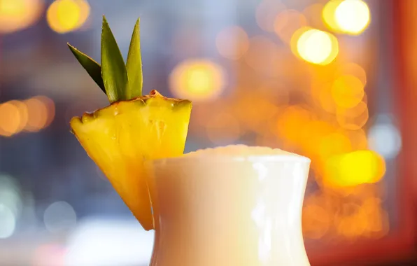 Macro, cocktail, pineapple, bokeh
