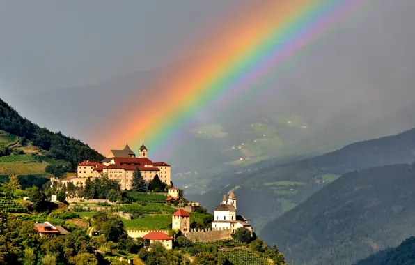 Picture mountains, castle, rainbow