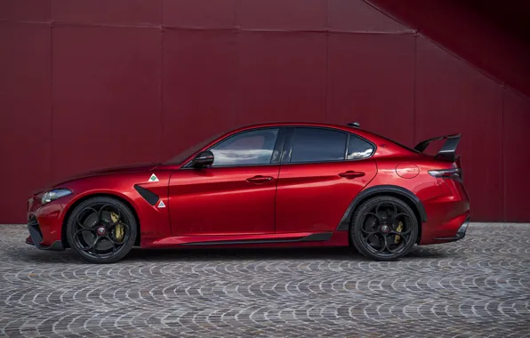 Wall, Alfa Romeo, in profile, Giulia, GTAm, 2020, Gran Turismo Alleggerita changed