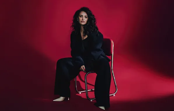 Look, makeup, figure, actress, chair, hair, Penelope Cruz, Penélope Cruz