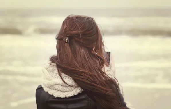 Girl, the wind, red, barrette
