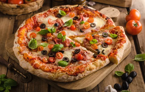 Picture cheese, pizza, tomatoes, olives, bacon, filling