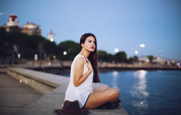 Picture Girl, The city, Model, Promenade, Girl, City, Hat, Beautiful