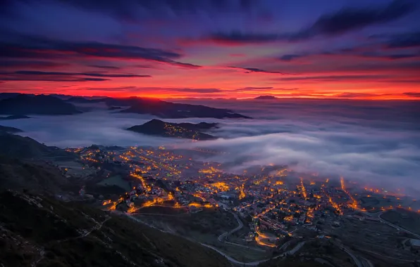 Picture clouds, fog, the evening, valley, Spain, Catalonia, Berg