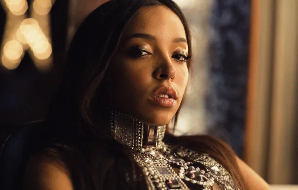 Sexy, woman, lips, direct gaze