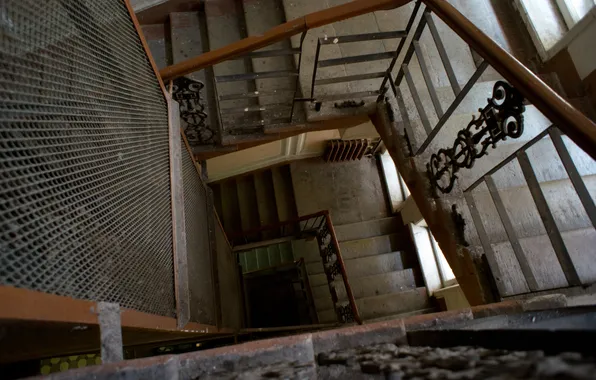 The building, floors, lift, stage, entrance, look down