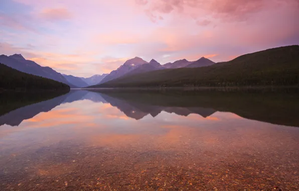 Forest, the sky, clouds, mountains, fog, pebbles, lake, reflection