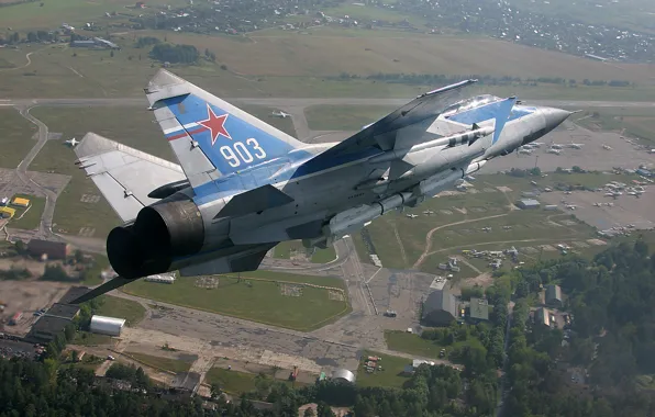 Picture the plane, MiG, fighter-interceptor, the MiG - 31