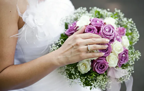 Hand, roses, ring, wedding bouquet