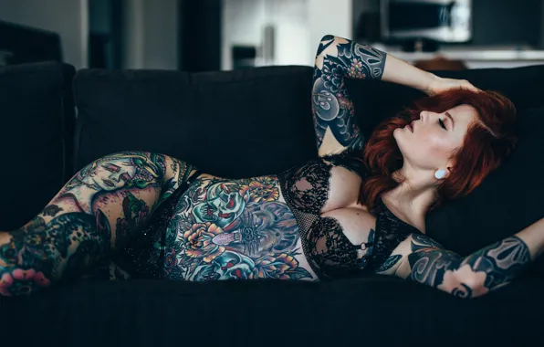 Pose, tattoo, lies, red, tattoo