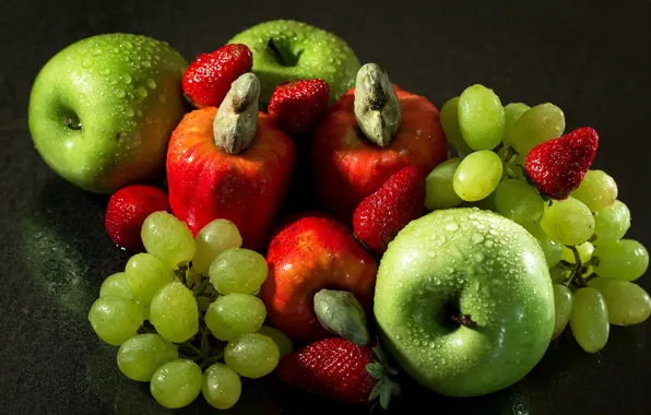 Apples, apple, strawberry, grapes, grape, strawberry