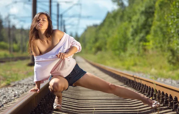 Sexy, model, shorts, railroad, blouse, sandals, knees, Audrey