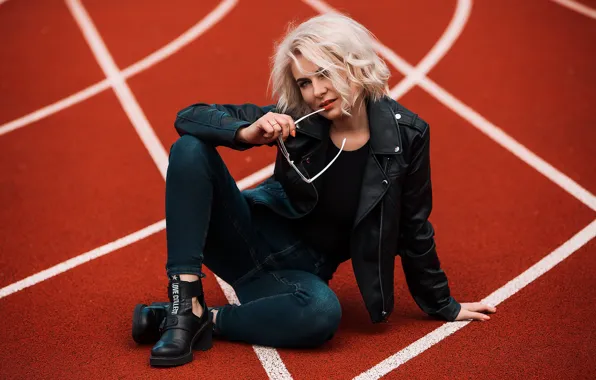 Picture look, girl, pose, jeans, shoes, glasses, jacket, blonde