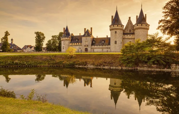 Picture the sky, water, the sun, trees, reflection, river, castle, France