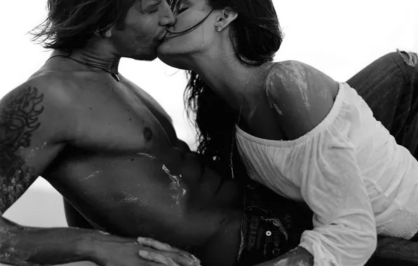 Picture beach, model, kiss, pair, male, Isabel Fontana, Isabeli Fontana