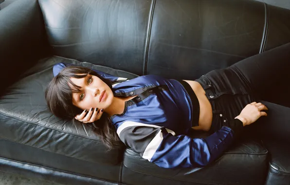 Look, pose, model, brunette, photographer, lies, on the couch, Nylon