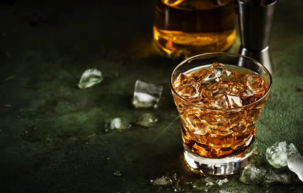 Drops, the dark background, table, glass, alcohol, whiskey, bokeh, ice cubes