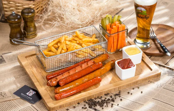 Beer, vegetables, sauce, sausages, fries