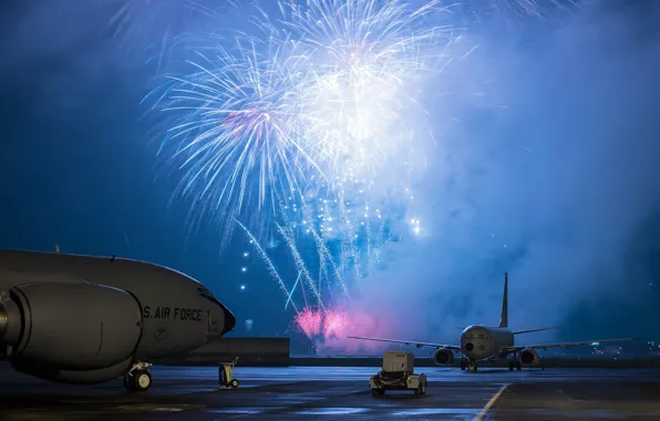 Japan, Boeing, UNITED STATES AIR FORCE, fireworks, Fireworks, KC-135, Stratotanker, tanker aircraft