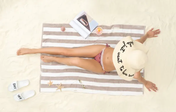Beach, swimsuit, tan, hat