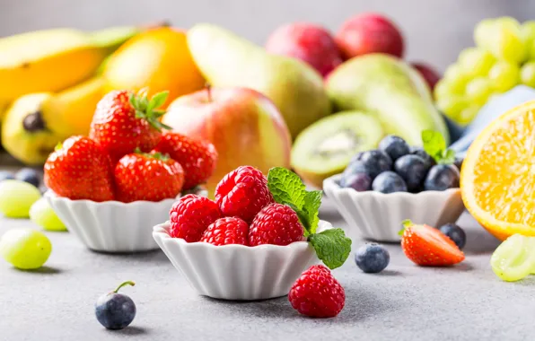 Picture berries, raspberry, blueberries, bananas, fruit, cuts, Iryna Melnyk