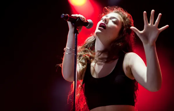 Picture scene, microphone, electronics, Lord, indie pop, songwriter, Lorde, Ella Maria Lani Yelich-O'Connor