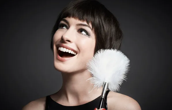 Photoshoot, Anne Hathaway, The Hollywood Reporter