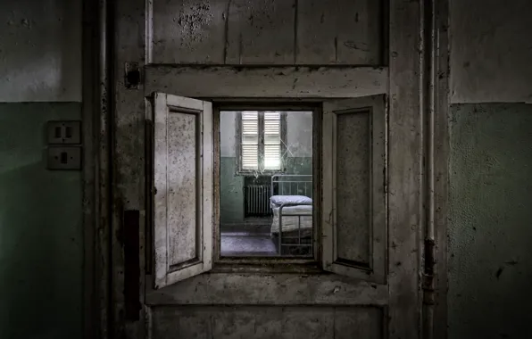 The door, window, chamber