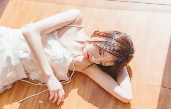 The sun, pose, model, portrait, hands, makeup, dress, hairstyle