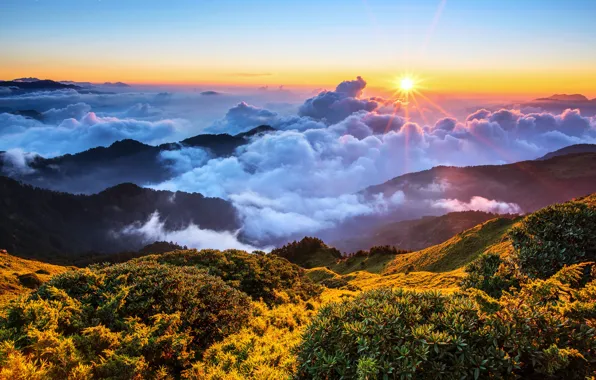 The sky, the sun, clouds, rays, light, mountains, fog, blue