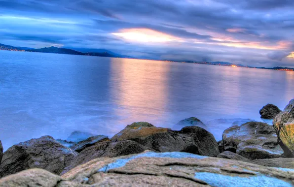 Picture the sky, clouds, mountains, lake, stones