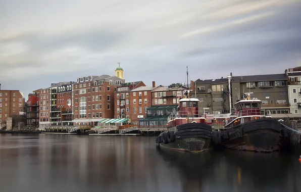 The city, ship, pier