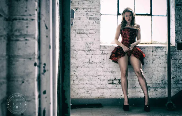 Light, Model, corset, red lips